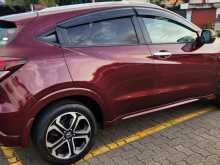 https://riyasewana.com/uploads/honda-vezel-z-261218284833.jpg