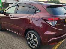 https://riyasewana.com/uploads/honda-vezel-z-261218284942.jpg