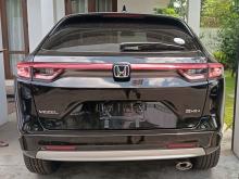 https://riyasewana.com/uploads/honda-vezel-z-2614391717766.jpg