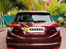 https://riyasewana.com/uploads/honda-vezel-z-2614520924902.jpg