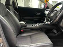https://riyasewana.com/uploads/honda-vezel-z-2616450424881.jpg