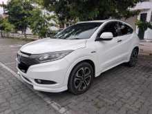 https://riyasewana.com/uploads/honda-vezel-z-268320222022.jpg