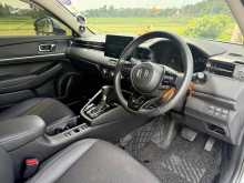 https://riyasewana.com/uploads/honda-vezel-z-269133722253.jpg