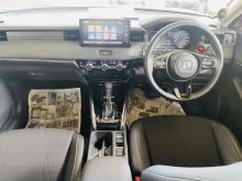 https://riyasewana.com/uploads/honda-vezel-z-2711072524493.jpg