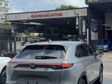 https://riyasewana.com/uploads/honda-vezel-z-2714370017574.jpg