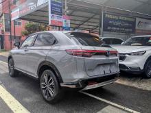 https://riyasewana.com/uploads/honda-vezel-z-2720045624612.jpg