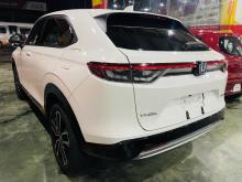 https://riyasewana.com/uploads/honda-vezel-z-2721461617406.jpg