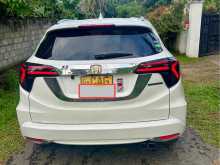 https://riyasewana.com/uploads/honda-vezel-z-278113822663.jpg