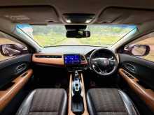 https://riyasewana.com/uploads/honda-vezel-z-2810310822713.jpg