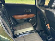https://riyasewana.com/uploads/honda-vezel-z-2810313624671.jpg