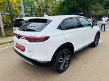 https://riyasewana.com/uploads/honda-vezel-z-281131564132.jpg