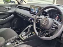 https://riyasewana.com/uploads/honda-vezel-z-2811496534.jpg