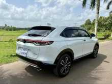 https://riyasewana.com/uploads/honda-vezel-z-2812561322332.jpg