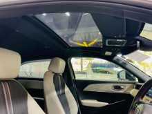https://riyasewana.com/uploads/honda-vezel-z-281412504263.jpg