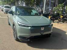 https://riyasewana.com/uploads/honda-vezel-z-2816002622722.jpg