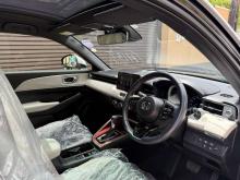 https://riyasewana.com/uploads/honda-vezel-z-281600486046.jpg