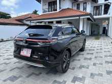 https://riyasewana.com/uploads/honda-vezel-z-2819484422672.jpg