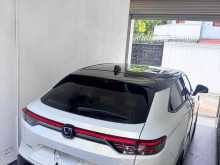 https://riyasewana.com/uploads/honda-vezel-z-2822180222283.jpg