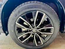 https://riyasewana.com/uploads/honda-vezel-z-2883158146.jpg