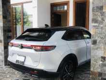 https://riyasewana.com/uploads/honda-vezel-z-2912373622542.jpg