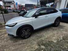 https://riyasewana.com/uploads/honda-vezel-z-2912373722143.jpg