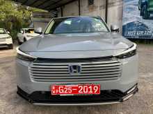 https://riyasewana.com/uploads/honda-vezel-z-29153339942.jpg