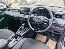 https://riyasewana.com/uploads/honda-vezel-z-2916104524303.jpg