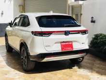 https://riyasewana.com/uploads/honda-vezel-z-2917413422922.jpg