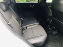 https://riyasewana.com/uploads/honda-vezel-z-292102393.jpg