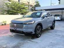 https://riyasewana.com/uploads/honda-vezel-z-2922583422232.jpg