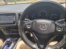 https://riyasewana.com/uploads/honda-vezel-z-29453617526.jpg