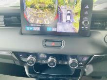 https://riyasewana.com/uploads/honda-vezel-z-298331924352.jpg