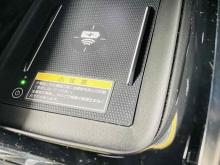 https://riyasewana.com/uploads/honda-vezel-z-298332024273.jpg