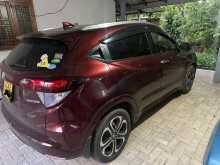 https://riyasewana.com/uploads/honda-vezel-z-29834014853.jpg