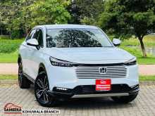 https://riyasewana.com/uploads/honda-vezel-z-3010035012.jpg