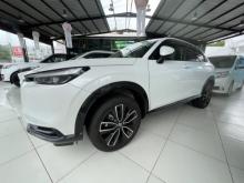 https://riyasewana.com/uploads/honda-vezel-z-3014275817862.jpg