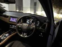 https://riyasewana.com/uploads/honda-vezel-z-30143123535.jpg