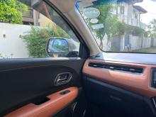 https://riyasewana.com/uploads/honda-vezel-z-3016175517795.jpg