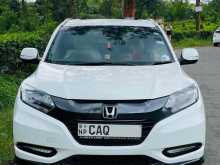 https://riyasewana.com/uploads/honda-vezel-z-3021054022652.jpg