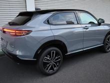 https://riyasewana.com/uploads/honda-vezel-z-308454317453.jpg