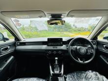 https://riyasewana.com/uploads/honda-vezel-z-311062917785.jpg