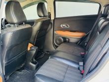 https://riyasewana.com/uploads/honda-vezel-z-3112064717796.jpg