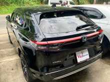 https://riyasewana.com/uploads/honda-vezel-z-31142953863.jpg