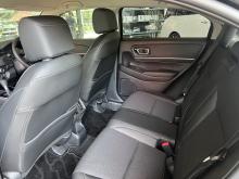 https://riyasewana.com/uploads/honda-vezel-z-3116341917856.jpg