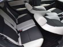 https://riyasewana.com/uploads/honda-vezel-z-3121434113.jpg