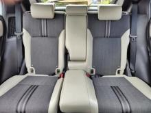 https://riyasewana.com/uploads/honda-vezel-z-316141817464.jpg