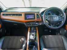 https://riyasewana.com/uploads/honda-vezel-z-317053510246.jpg