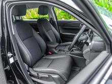 https://riyasewana.com/uploads/honda-vezel-z-318041924951.jpg