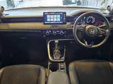 https://riyasewana.com/uploads/honda-vezel-z-3181323795.jpg