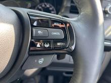 https://riyasewana.com/uploads/honda-vezel-z-320541617685.jpg